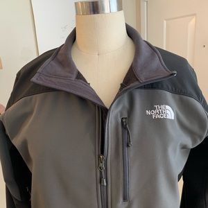 The North Face Men’s Apex Jacket